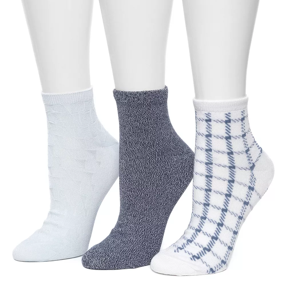 Women's Cuddl Duds® 3 Pair Plaid Ankle Socks 3 Women's Cuddl Duds® 3 Pair Plaid Ankle Socks